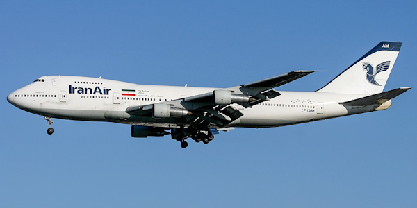 Boeing 747-100 commercial aircraft