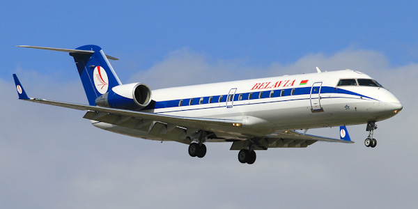 Пассажирский самолет Bombardier CRJ100