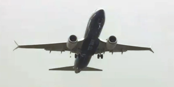 Boeing 737 MAX совершил первый полет 