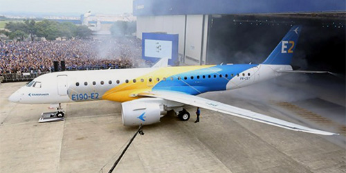 Выкатка первого построенного самолета Embraer E190-E2