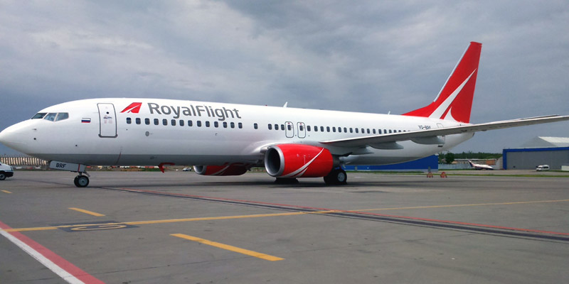 -737-800  Royal Flight
